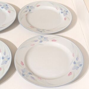 4x Iris Fresh Flowers by Excel Dessert Salad Lunch Plates